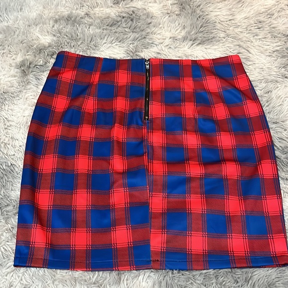NWOT Love Plaid Action Mini Skirt - Picture 6 of 6